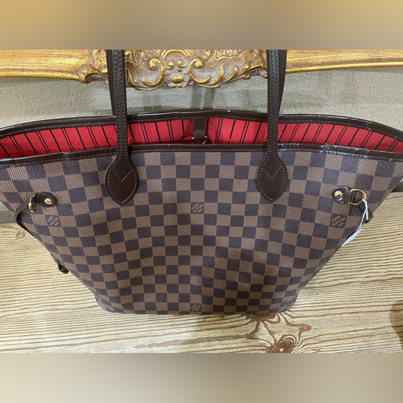 Authentic Pre Loved Louis Vuitton Neverfull MM Damier Ebene - Picture 13 of 16